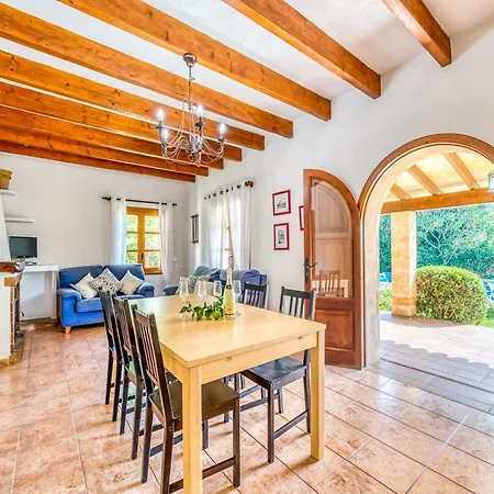 For 6 Guests, Hébergement de vacances