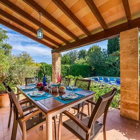 For 6 Guests, Hébergement de vacances