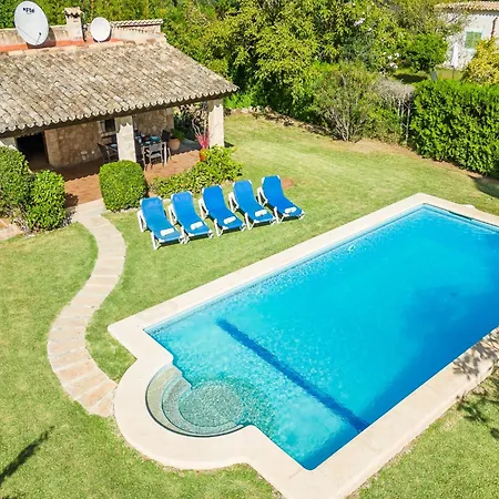 For 6 Guests, Hébergement de vacances